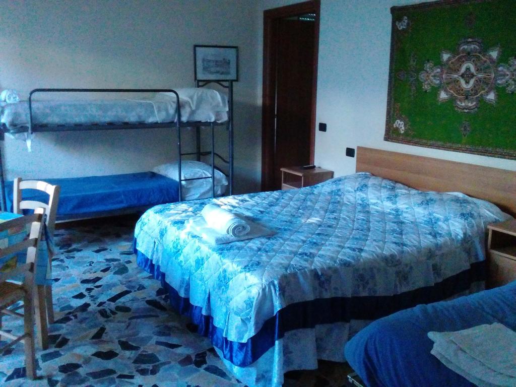 B&B Milano Malpensa 1 Castano Primo Bagian luar foto